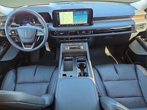 New 2026 Lincoln Aviator Reserve image 11