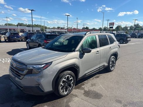 Used 2026 Subaru Forester Premium AWD/4WD image 9