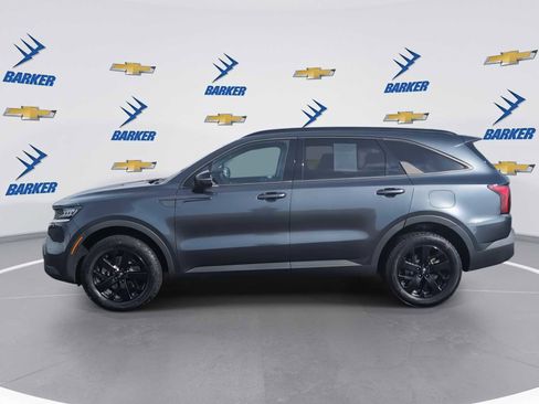 Used 2021 Kia Sorento S w/ Panoramic Sunroof Package image 5