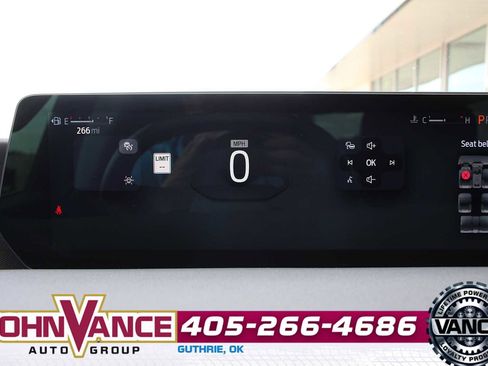 Used 2025 Ford Expedition Platinum AWD/4WD image 36