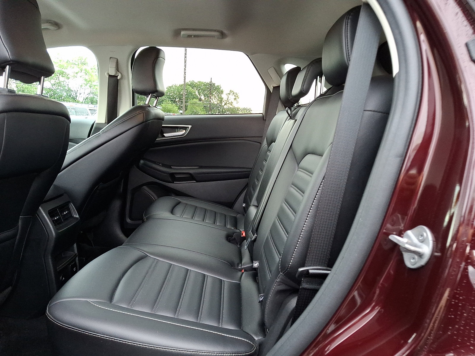 Certified 2024 Ford Edge SEL w/ Convenience Package AWD/4WD image 10
