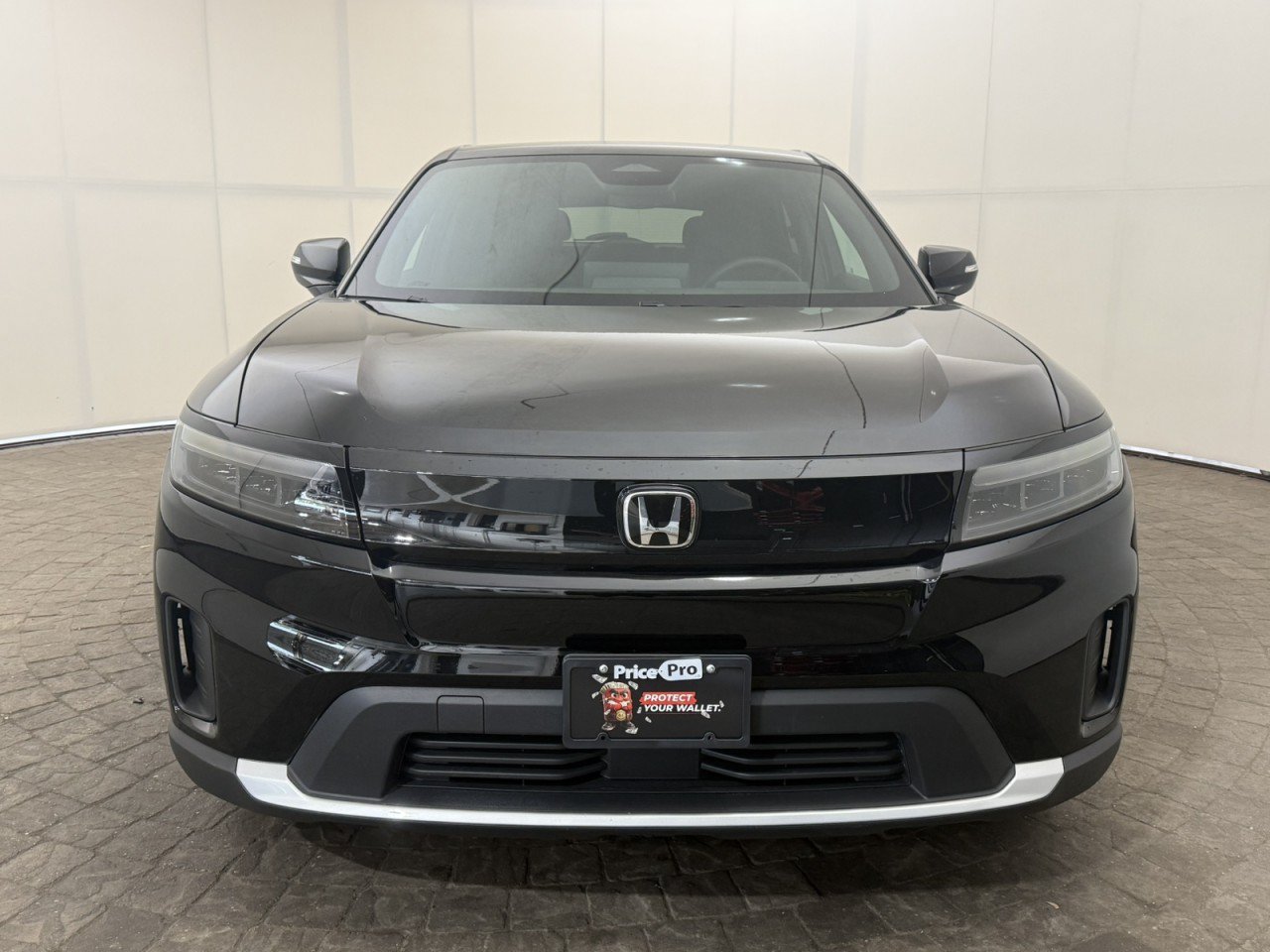 Used 2024 Honda Prologue EX image 2