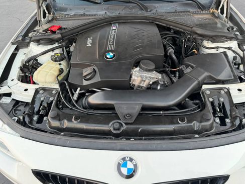 Used 2014 BMW 435i Coupe w/ Technology Package RWD image 23