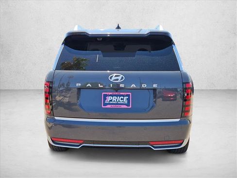 Certified 2026 Hyundai Palisade Calligraphy FWD image 16