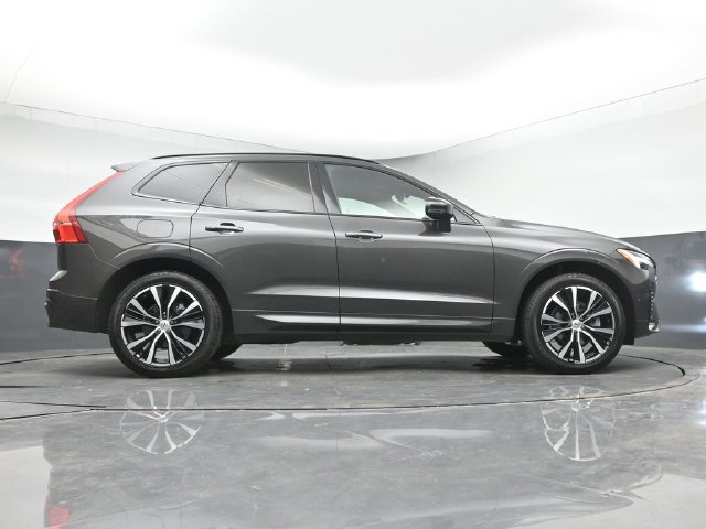 Used 2023 Volvo XC60 B5 Plus w/ Climate Package AWD/4WD image 42