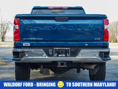 Used 2020 Chevrolet Silverado 2500 LTZ image 5