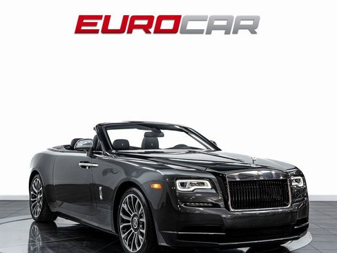 Used 2019 Rolls-Royce Dawn image 9