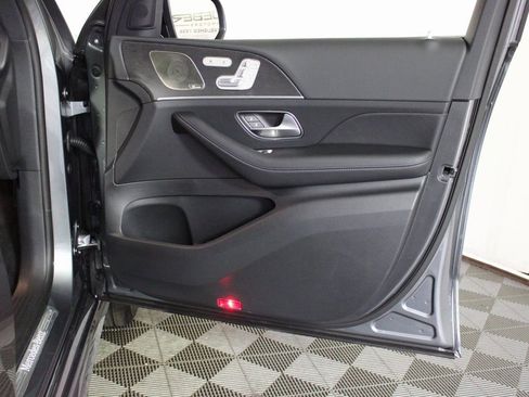 Certified 2026 Mercedes-Benz GLE 450 GLE 450 image 32