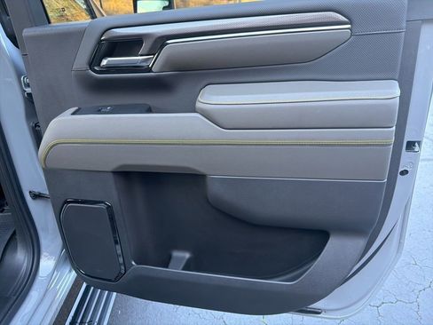 Certified 2024 Chevrolet Silverado 2500 ZR2 w/ Technology Package image 14