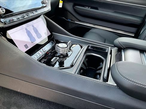 New 2026 Jeep Grand Wagoneer Summit image 8