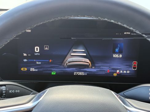 Used 2024 Chevrolet Blazer EV LT AWD/4WD image 20