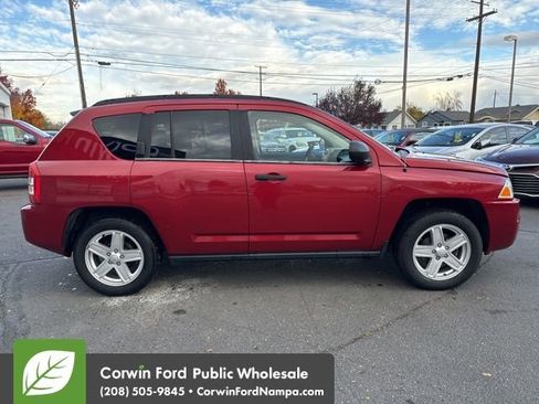 Used 2007 Jeep Compass Sport image 4
