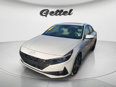 Used 2023 Hyundai Elantra Limited FWD image 1