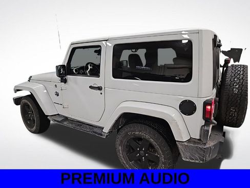 Used 2012 Jeep Wrangler Sahara image 5