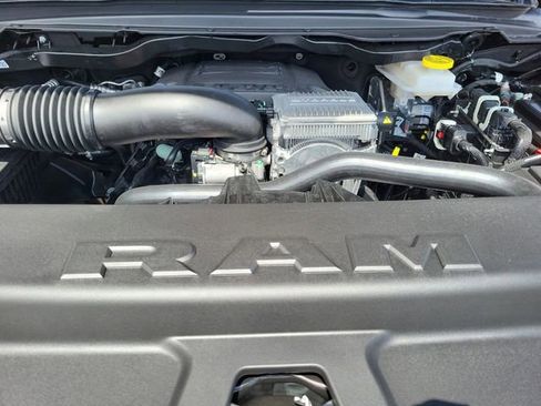 New 2026 RAM 1500 4x4 Crew Cab image 17