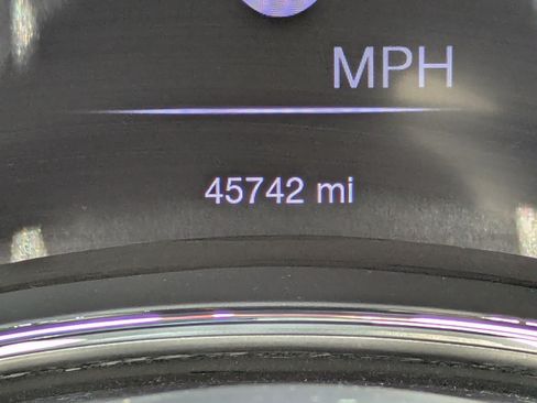 Used 2018 Jeep Grand Cherokee Laredo RWD image 25