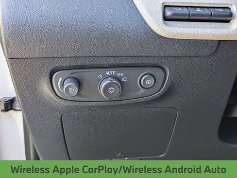 Used 2022 Buick Encore GX Essence w/ Advanced Technology Package image 17