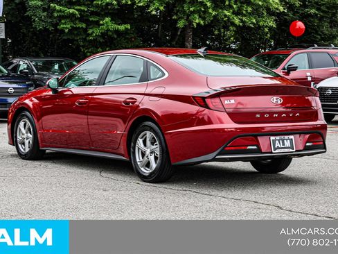Used 2023 Hyundai Sonata SE w/ Preferred Accessory Package FWD image 8