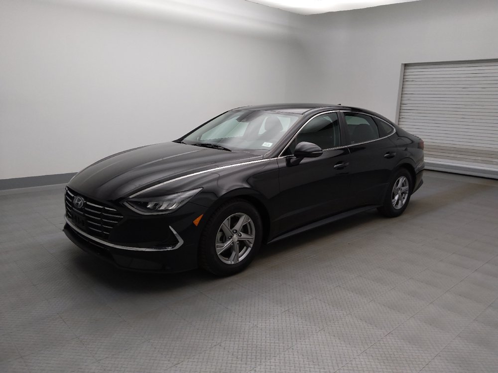 Used 2023 Hyundai Sonata SE w/ Cargo Package FWD image 2