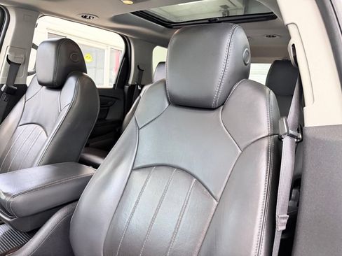 Used 2016 GMC Acadia Denali AWD/4WD image 19