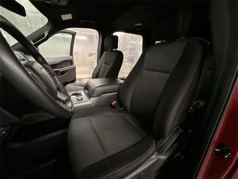 Used 2020 Ford Expedition XLT image 15