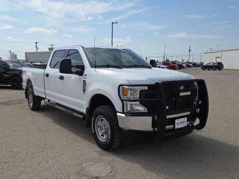 Used 2021 Ford F250 XL w/ Power Equipment Group AWD/4WD image 2