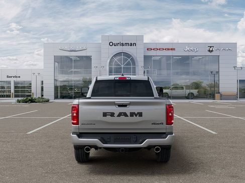 New 2026 RAM 1500 4x4 Crew Cab image 7
