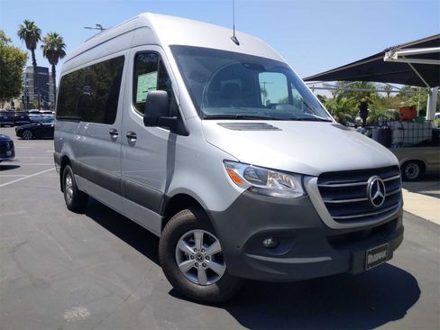 New 2024 Mercedes-Benz Sprinter 2500 image 1