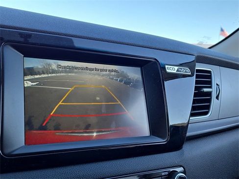 Used 2018 Kia Niro LX image 12