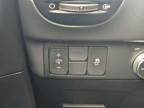 Used 2016 Kia Soul + w/ Tarmac Special Edition FWD image 31