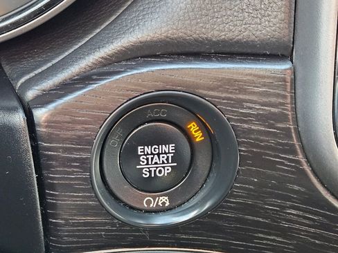 Used 2018 Jeep Grand Cherokee High Altitude image 4