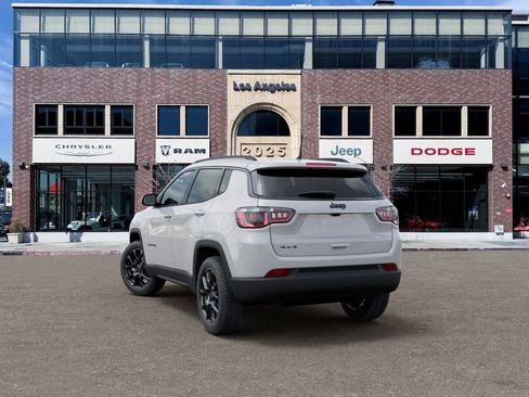 New 2026 Jeep Compass Latitude AWD/4WD image 3