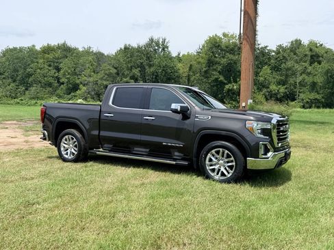 Used 2021 GMC Sierra 1500 SLT w/ SLT Premium Plus Package RWD image 7