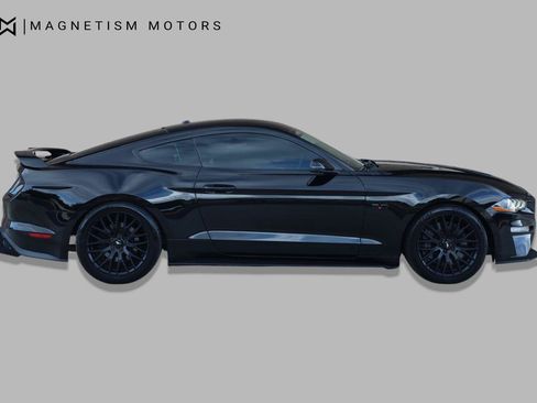 Used 2018 Ford Mustang GT Premium w/ GT Performance Package RWD image 2