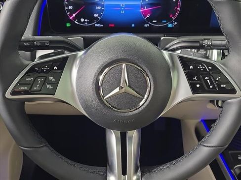 New 2026 Mercedes-Benz GLB 250 4MATIC image 26