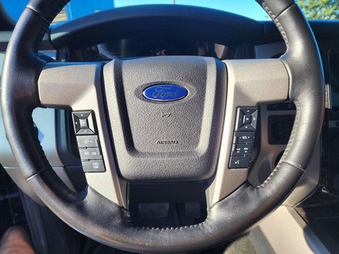 Used 2016 Ford Expedition Limited image 16