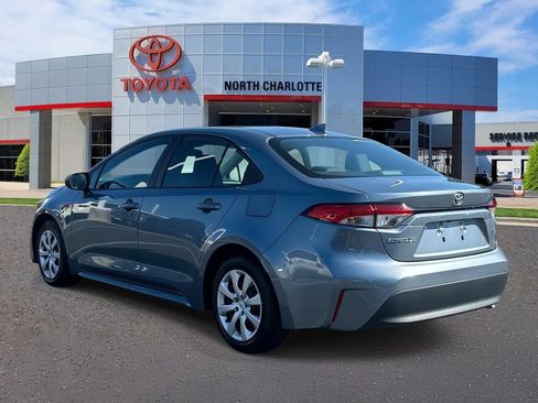 Used 2024 Toyota Corolla LE FWD image 5