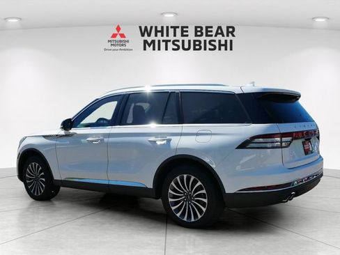 Used 2021 Lincoln Aviator Reserve w/ Elements Package Plus AWD/4WD image 4