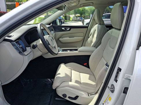 Certified 2023 Volvo XC60 B6 Ultimate w/ Climate Package AWD/4WD image 14
