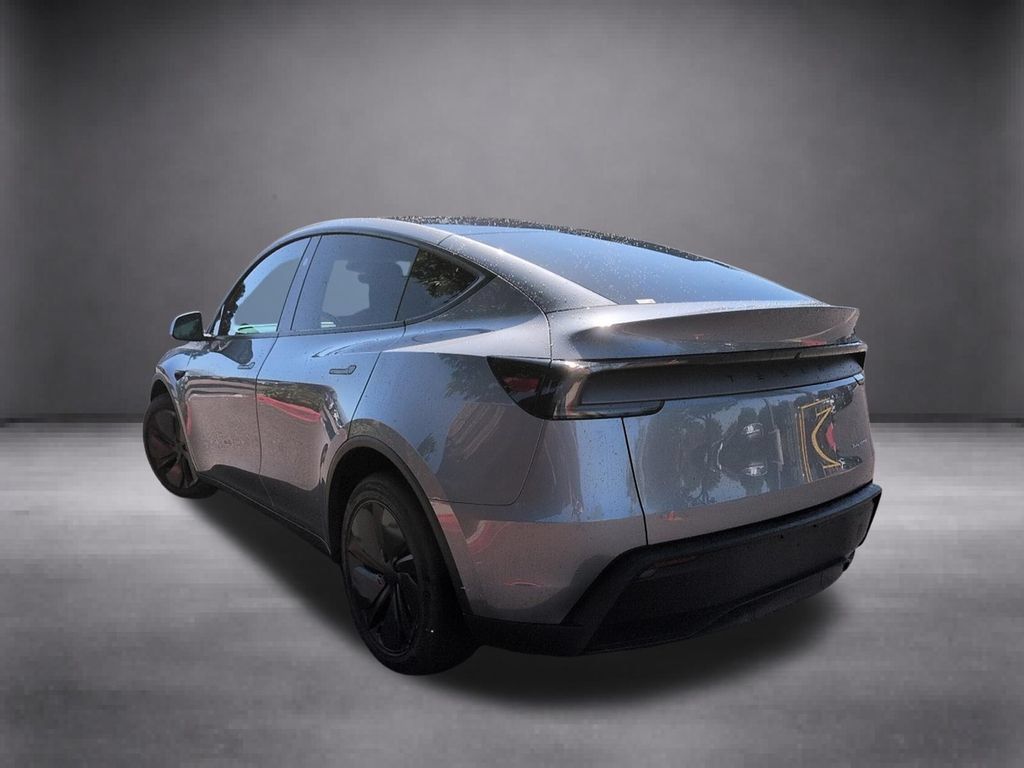 Used 2026 Tesla Model Y Long Range AWD/4WD image 6