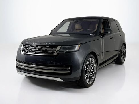 Used 2023 Land Rover Range Rover SE AWD/4WD image 1