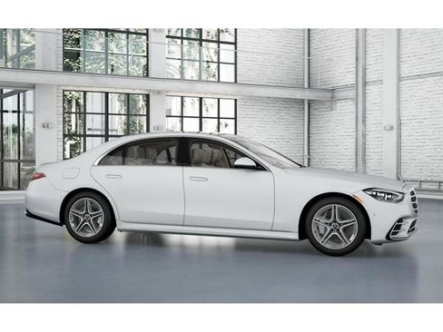 New 2026 Mercedes-Benz S 580 4MATIC Sedan image 14
