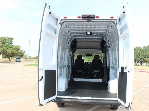 Used 2023 RAM ProMaster 3500 w/ Lane Management Group FWD image 9