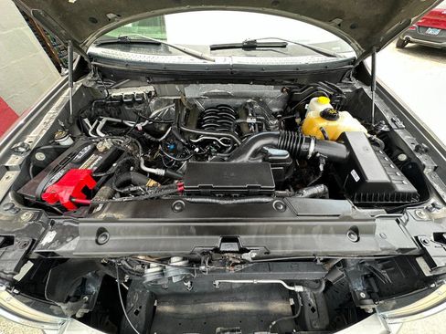 Used 2014 Ford F150 XLT w/ Equipment Group 302A Luxury image 40