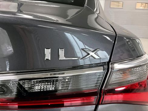 Used 2021 Acura ILX w/ Premium Package image 6