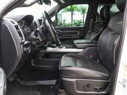 Used 2020 RAM 2500 Laramie w/ Night Edition AWD/4WD image 22