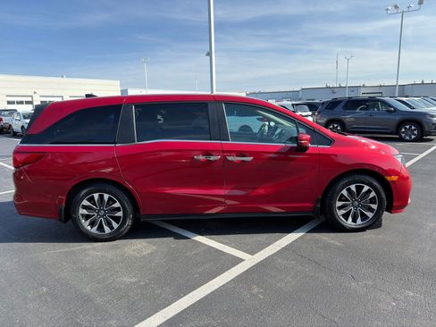 Used 2024 Honda Odyssey EX-L image 7
