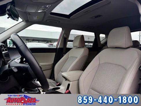 Used 2024 Kia Soul EX FWD image 30