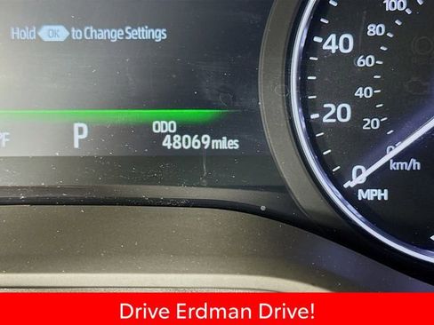 Certified 2023 Toyota Sienna Limited FWD image 33