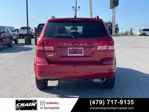 Used 2020 Dodge Journey SE w/ SE Popular Equipment Group FWD image 6